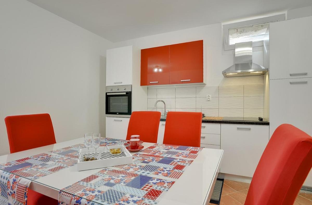 Apartments Elviana بولا المظهر الخارجي الصورة