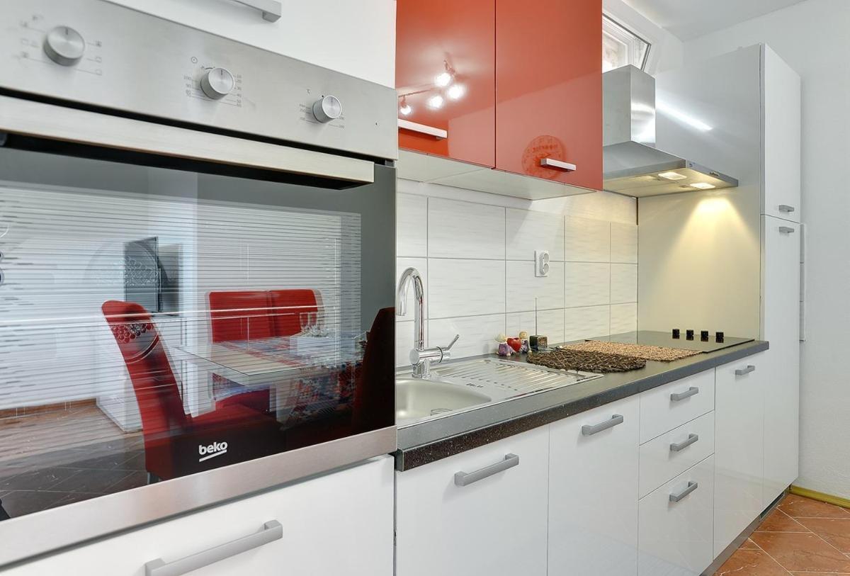 Apartments Elviana بولا المظهر الخارجي الصورة