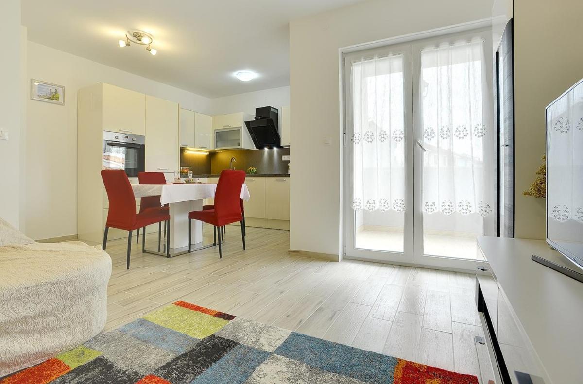 Apartments Elviana بولا المظهر الخارجي الصورة