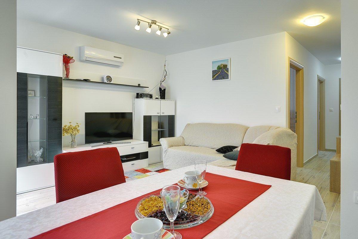 Apartments Elviana بولا المظهر الخارجي الصورة